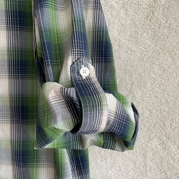 Michael Kors Est. 1981 Men’s Casual Button-Down Shirt. - Picture 7 of 8